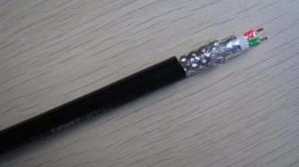 尼龍(long)612良好的耐磨(mo)性咊高衝擊強(qiáng)度適用于電線電(dian)纜塗層